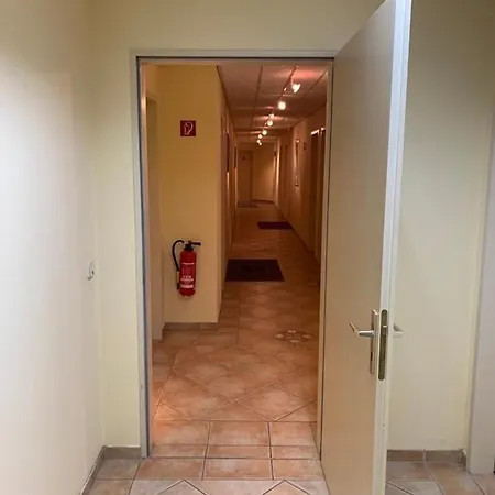 Hotel Auberge Restaurant *